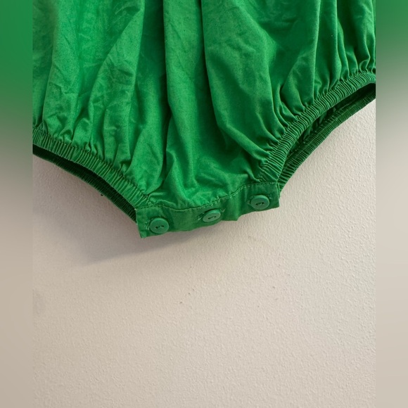 Mom & Me Baby Girls Watermelon Smocked Bubble Size 3 Months Red Green - Picture 6 of 6